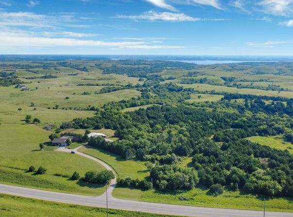 6450 Tuttle Creek Boulevard, Manhattan, KS 66503