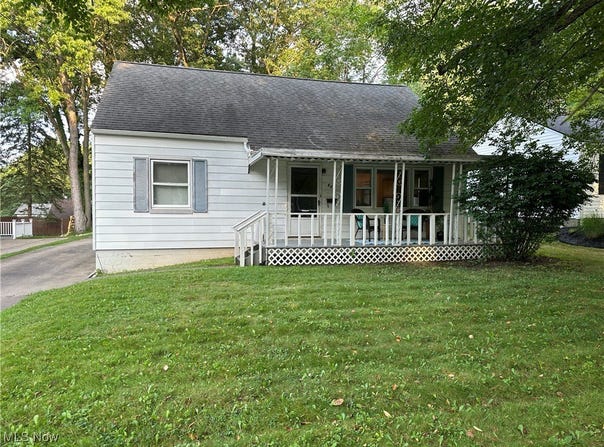 605 Edgewood Drive, Kent, OH 44240