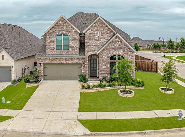 1102 Sandgate Drive, Forney, TX 75126