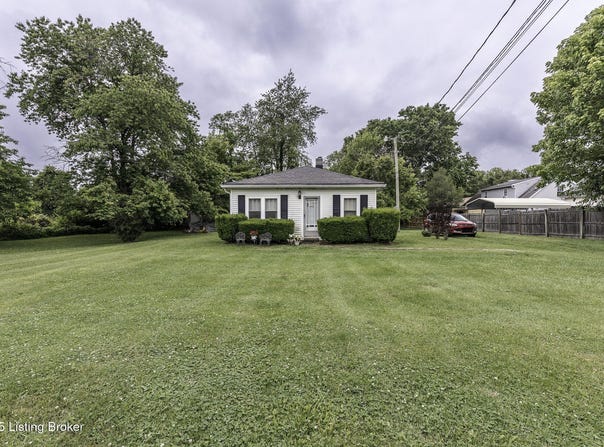 9416 Old Six Mile Ln, Louisville, KY 40299