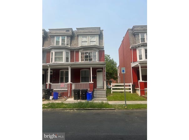 2562 LEXINGTON STREET, HARRISBURG, PA 17110