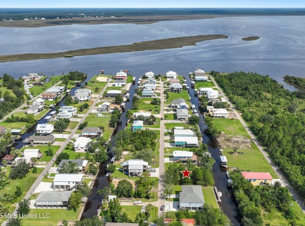 65 Fiber Street, Bay Saint Louis, MS 39520
