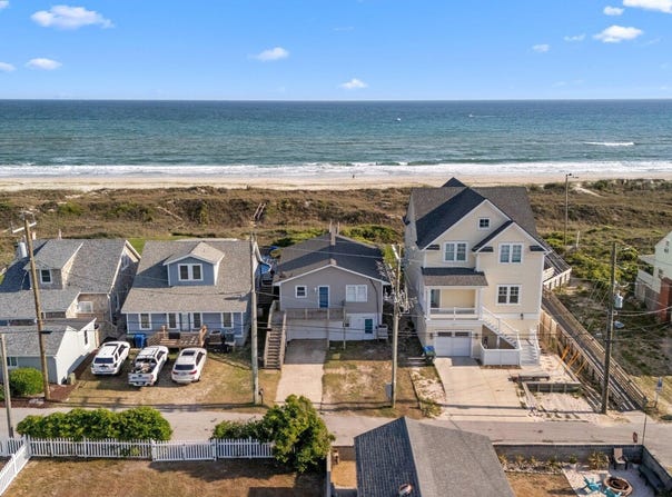 415 W Boardwalk Boulevard, Atlantic Beach, NC 28512