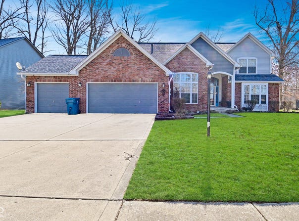 5855 Dapple Trace, Indianapolis, IN 46228
