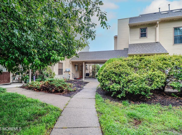 707 Ivy Court, Jackson, NJ 08527