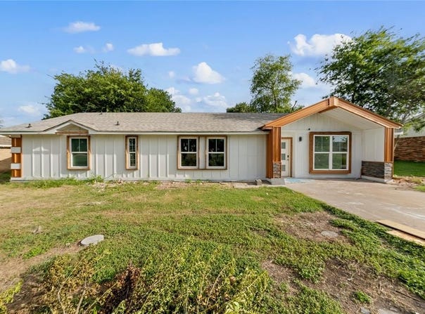 823 W 3rd Street, Eddy, TX 76524