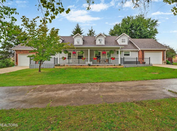 851 Highland Lane, Crossville, TN 38555