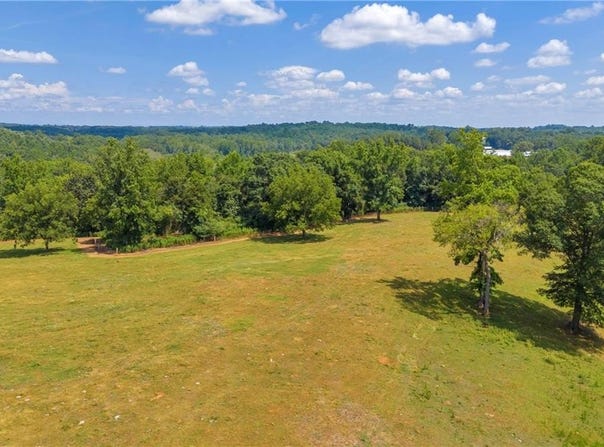 580 Broad River Church Road, Eastanollee, GA 30538