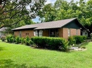 704 E 9th Street, Kemp, TX 75143