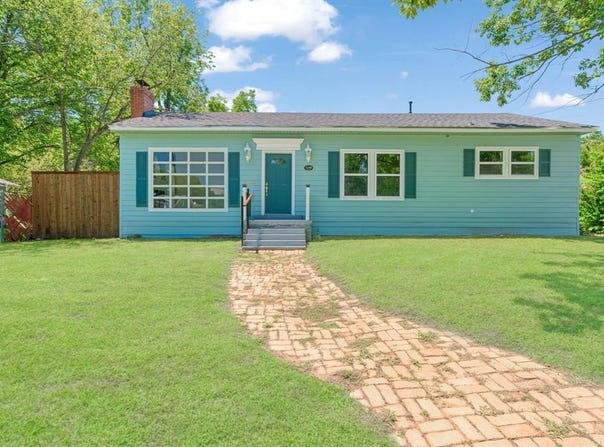 1100 Pine Bluff, Paris, TX 75460