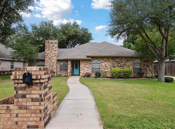 1112 Indian Ridge Drive, Denton, TX 76205