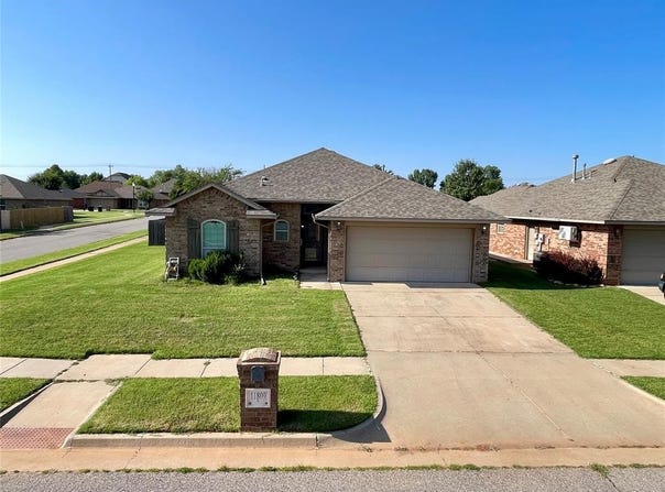 11809 SW 9th Street, Yukon, OK 73099