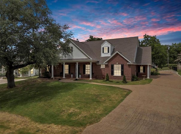 9307 Bellechase Road, Granbury, TX 76049