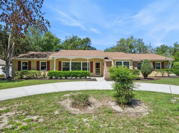 80 WHITCOMB AVENUE, UMATILLA, FL 32784