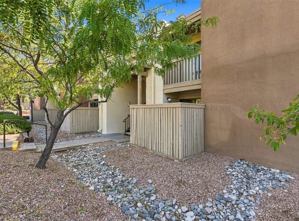 941 Calle Mejia, Santa Fe, NM 87501