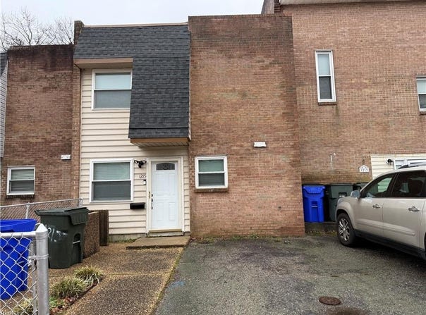 1215 Curie Court, Norfolk, VA 23513
