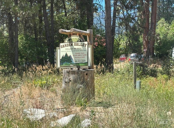 422 S Middlefork Rd., Crouch, ID 83622