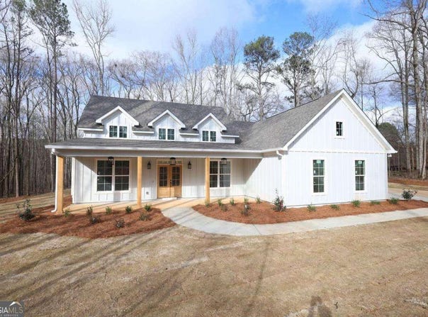 84 Puckett Station Drive, Moreland, GA 30259