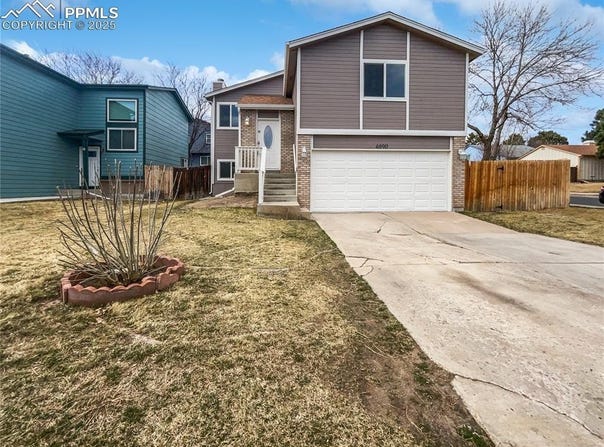 4690 Badlands Court, Colorado Springs, CO 80922