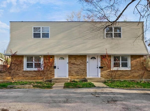 212 N Oak Drive, Belton, MO 64012