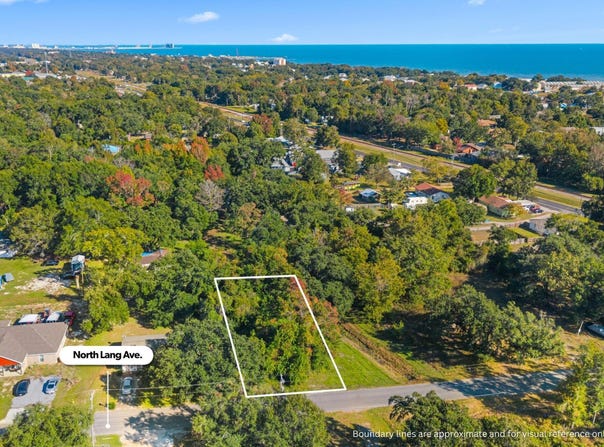 Lang Avenue, Long Beach, MS 39560