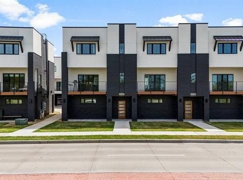3769 S Riverside Drive, Tulsa, OK 74105