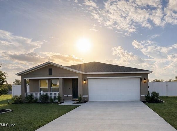 575 RIVER HILL Drive, Welaka, FL 32193
