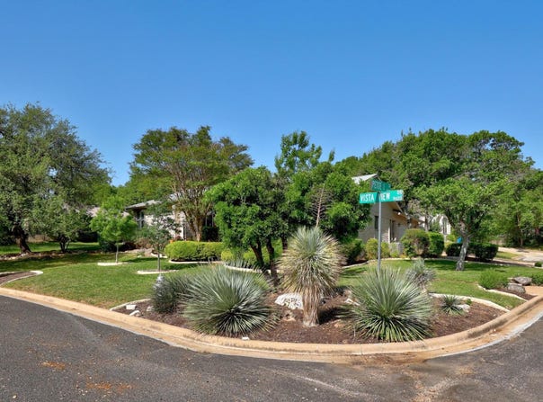 9610 Vista View DR, Austin, TX 78750