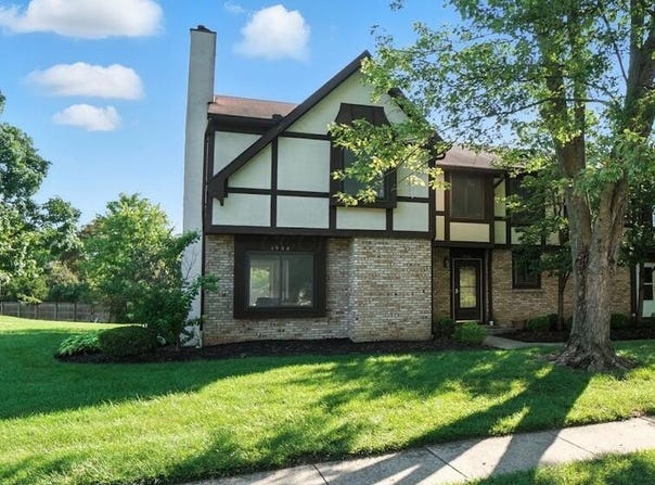 1954 Laramie Drive, Powell, OH 43065