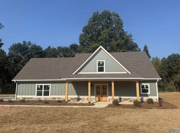 245 Summer Breeze Drive, Cedar Bluff, AL 35959