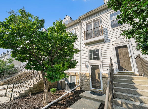 1043 MAIDEN Lane, Ann Arbor, MI 48105