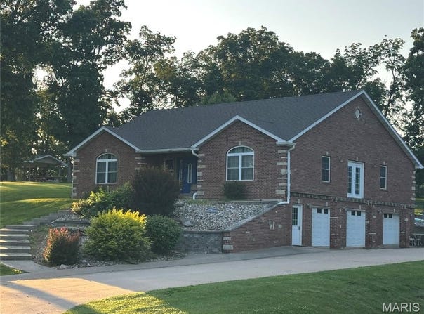 4006 Highway MM, Hannibal, MO 63401