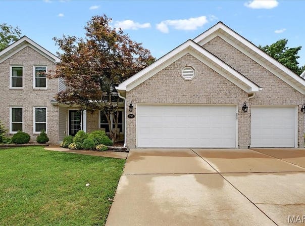 793 Vista Hills Court, Eureka, MO 63025