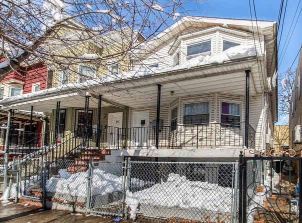 819 E 223rd Street, Bronx, NY 10466