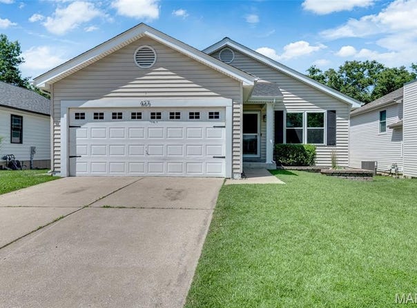 427 Xavier Court, Valley Park, MO 63088