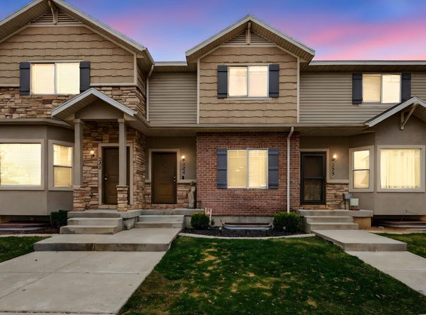490 E 700 S, Clearfield, UT 84015