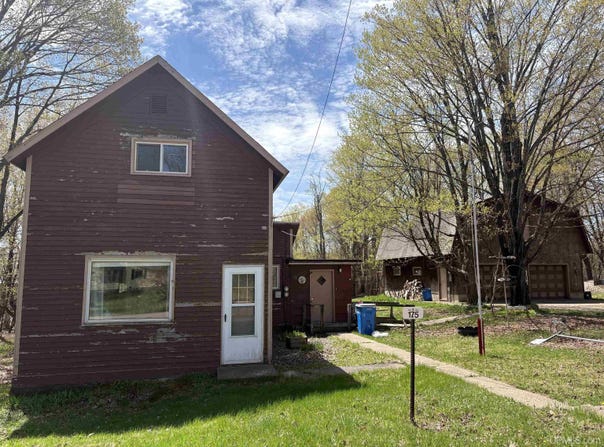 175 County RD PDJ, Ishpeming, MI 49849