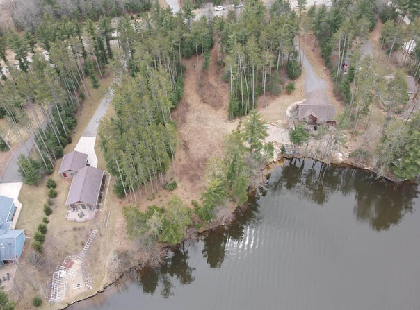 1501 E Shore Trail, Wisconsin Rapids, WI 54494