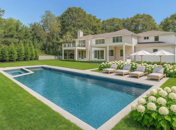 2061 DEERFIELD RD, Sag Harbor, NY 11963