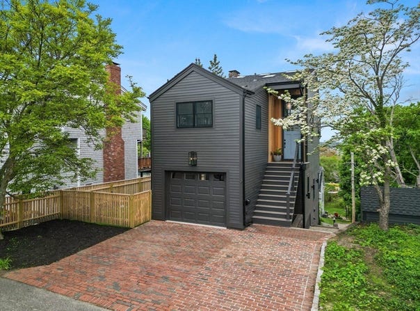 9 Upland Road, Marblehead, MA 01945