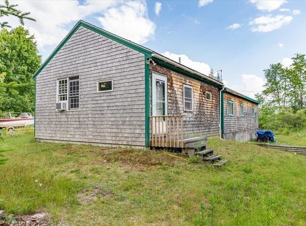 26 Jenkins Road, Penobscot, ME 04476