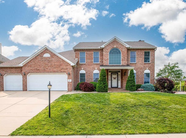 4901 N WEAVERRIDGE Boulevard, Peoria, IL 61615