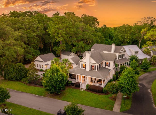 20 N Crescent, Beaufort, SC 29906