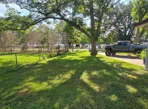 4816 W Spencer Field Rd, Pace, FL 32571