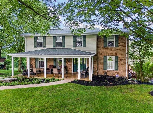 44 Stonehenge Dr, South Strabane, PA 15301