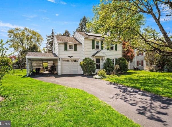 416 PRESTON LANE, HATBORO, PA 19040