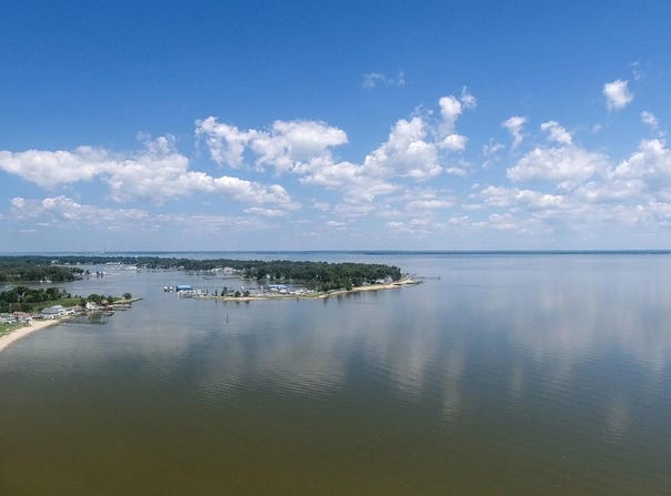 1001 BANCROFT AVENUE, COLONIAL BEACH, VA 22443