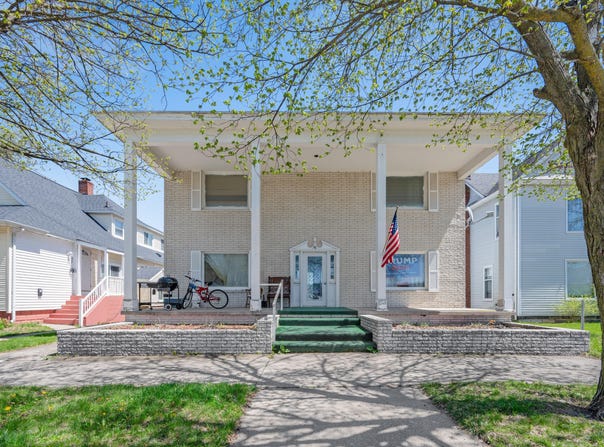 117 S Warren Avenue, Big Rapids, MI 49307