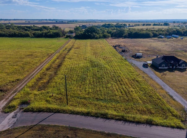 4401 Fox Street, Cleburne, TX 76033