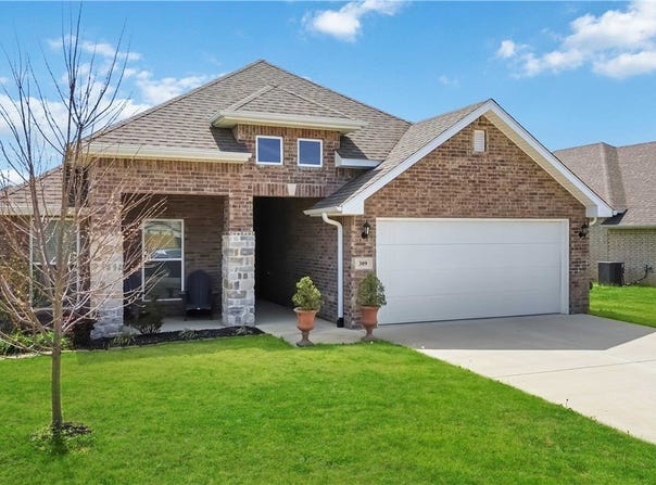 309 Fox Circle, Pea Ridge, AR 72751